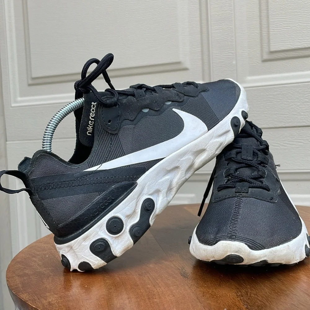 Nike Black & White Athletic Shoes - Picture 7 of 15